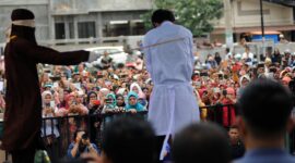 Dihukum Cambuk di aceh